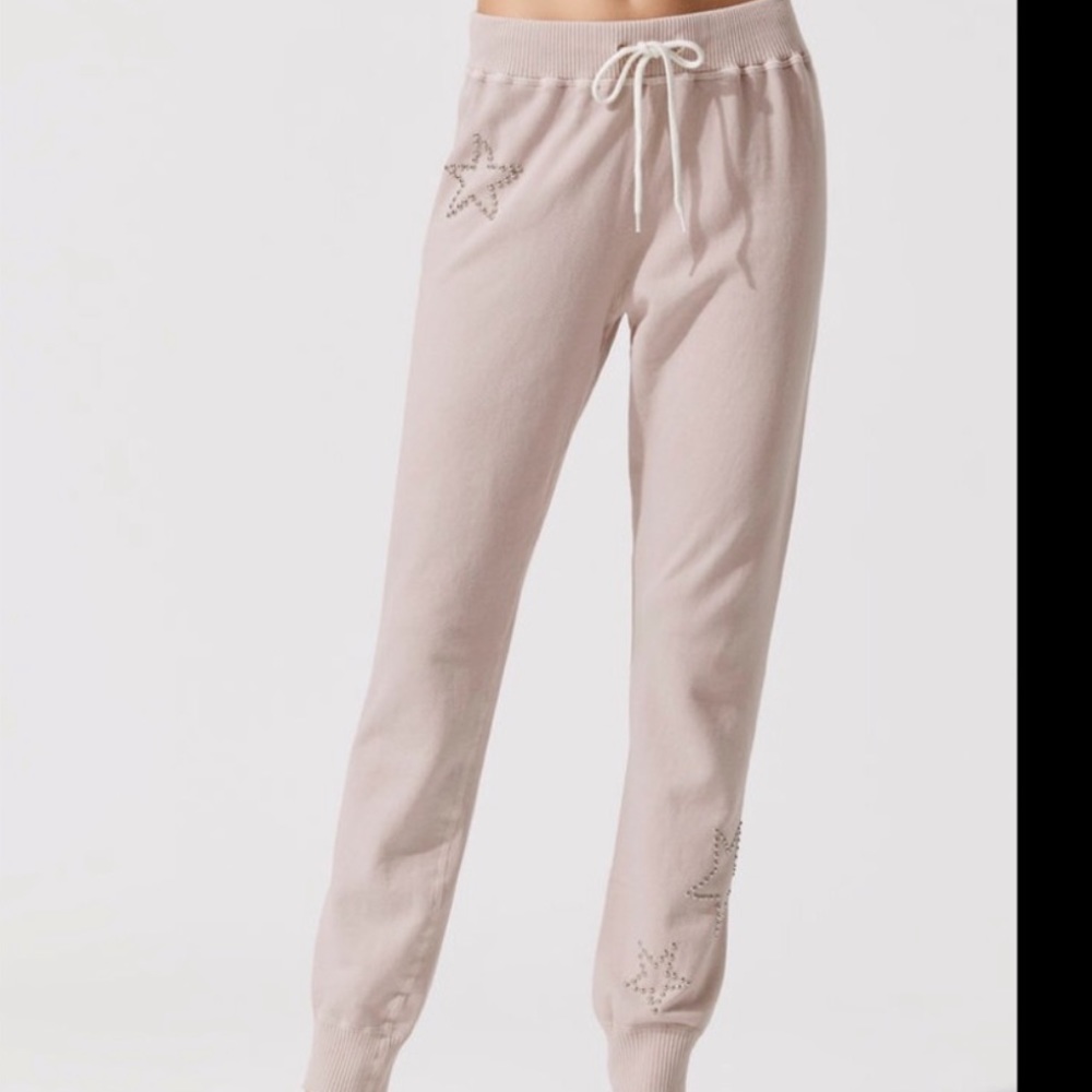 Monrow cream star stud supersoft sweatpants L